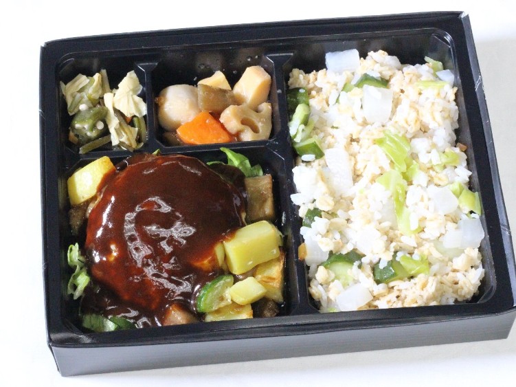 「豆腐ハンバーグ デミグラスソース」サラダご飯幕ノ内