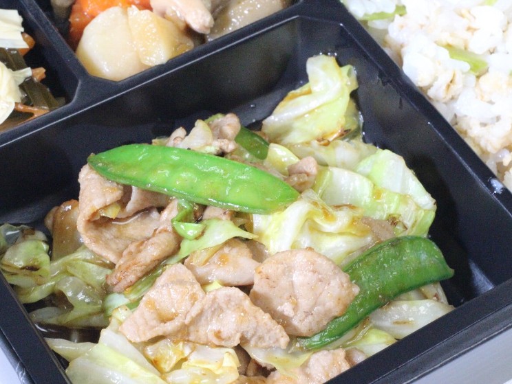 「ヘルシー回鍋肉」サラダご飯幕ノ内