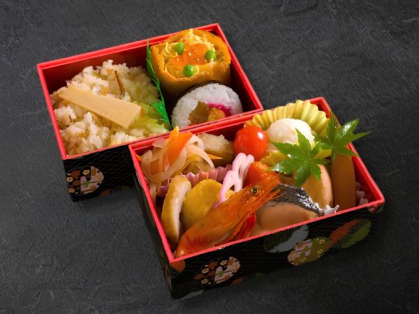 おもてなし松華堂二段御膳