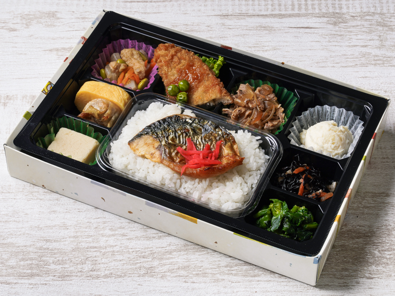 おかずたっぷり焼魚＆すき焼弁当