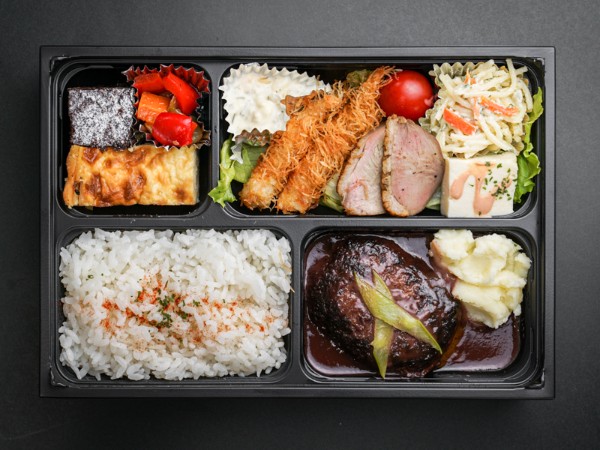 ハンバーグステーキ赤ワインソース