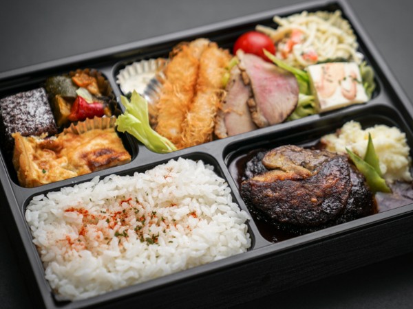 ハンバーグ　ロッシーニ風