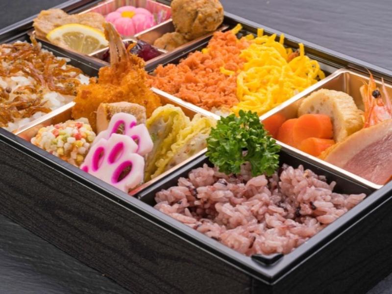 彩り幕の内 紅葉