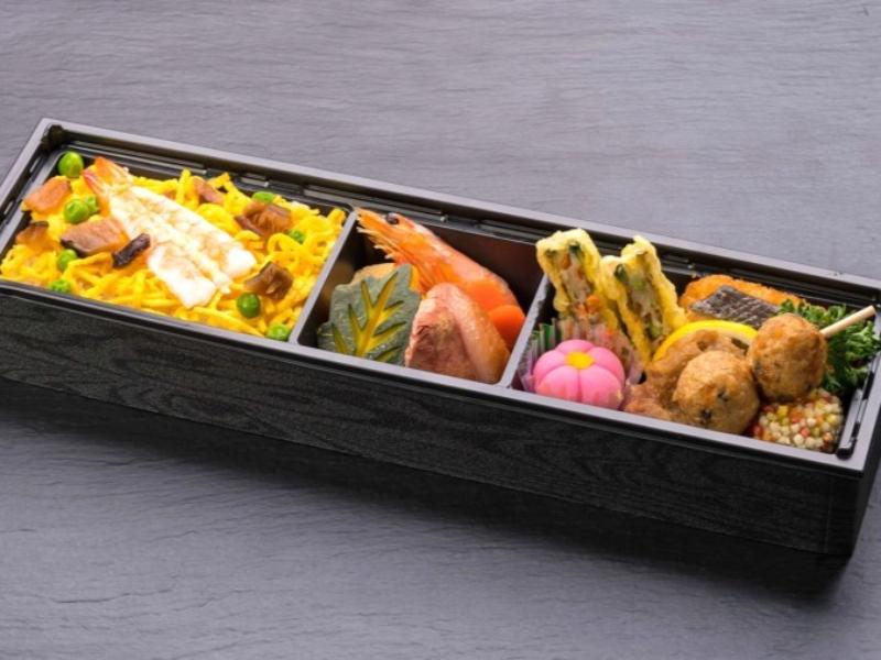 ちらしずしの彩り弁当