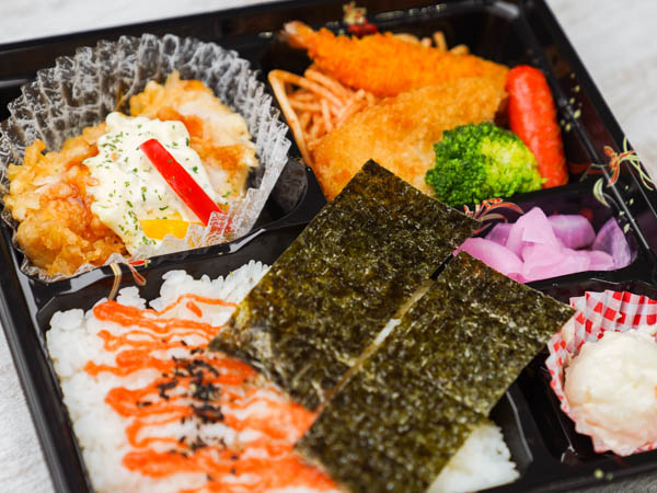 チキン南蛮＆エビフライ弁当