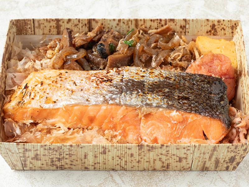 銀鮭と牛しぐれ煮　武士弁（白米）