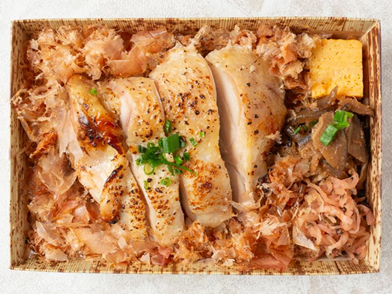 【上】鶏の塩麹焼き　武士弁（白米）