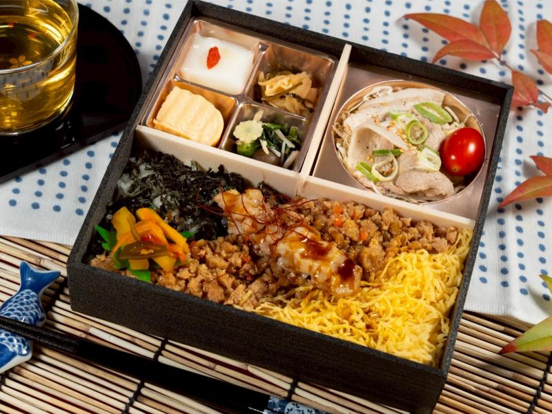 博多かしわ飯の彩り御膳