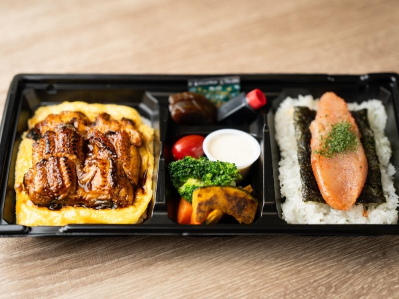 うな卵博多明太丸ごと1本！弁当