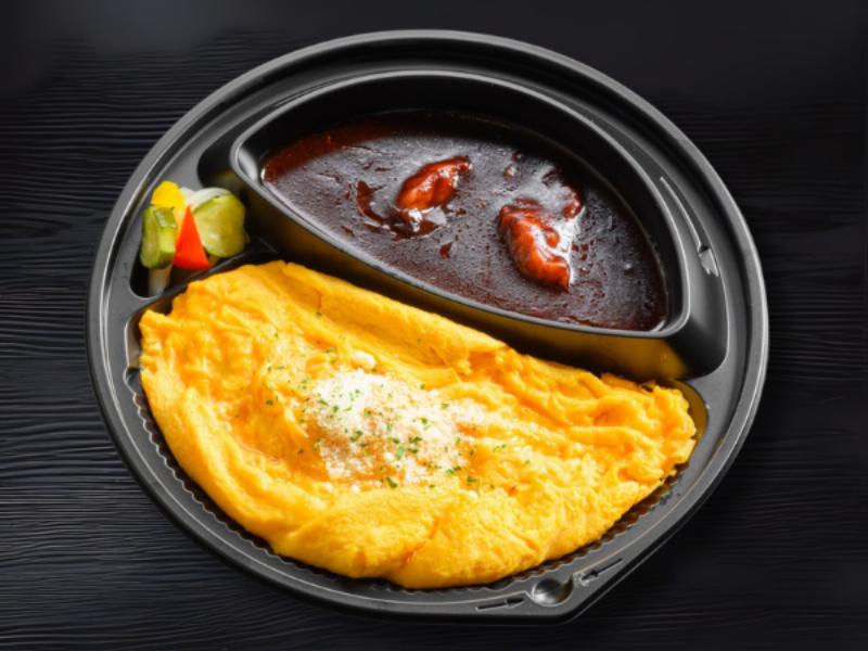 ビーフシチューオムライス