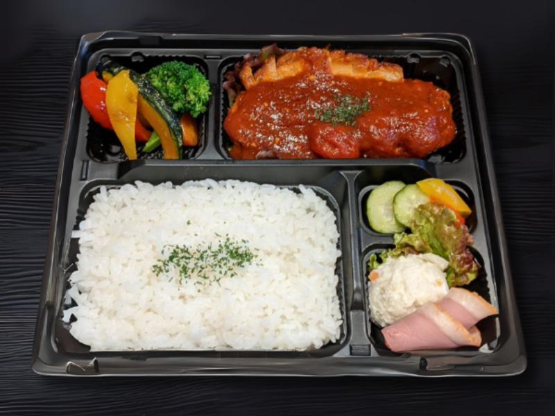 トマトソースのポークステーキ弁当