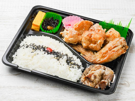 デラックスミックス唐揚げ