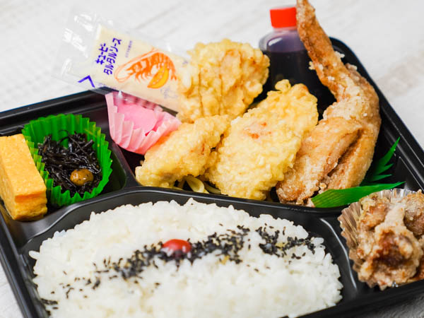 デラックスとり天南蛮弁当