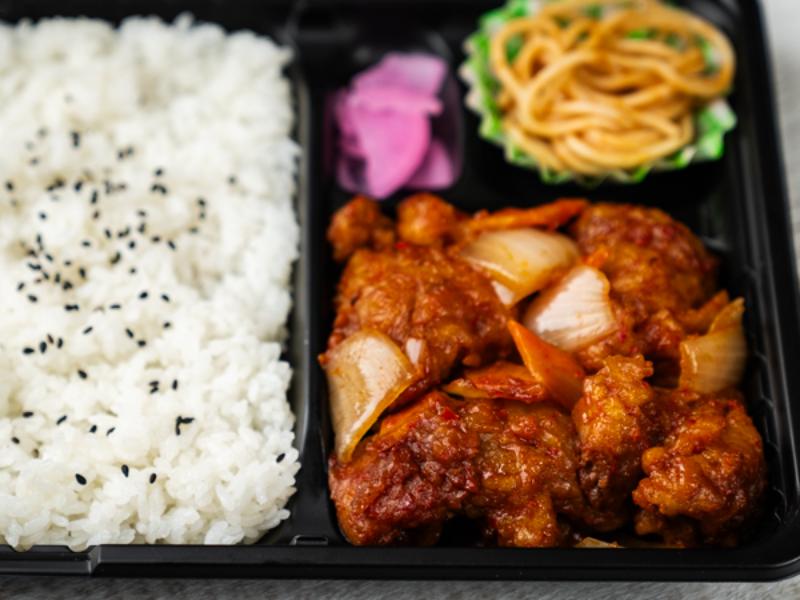 鶏の甘酢炒め弁当