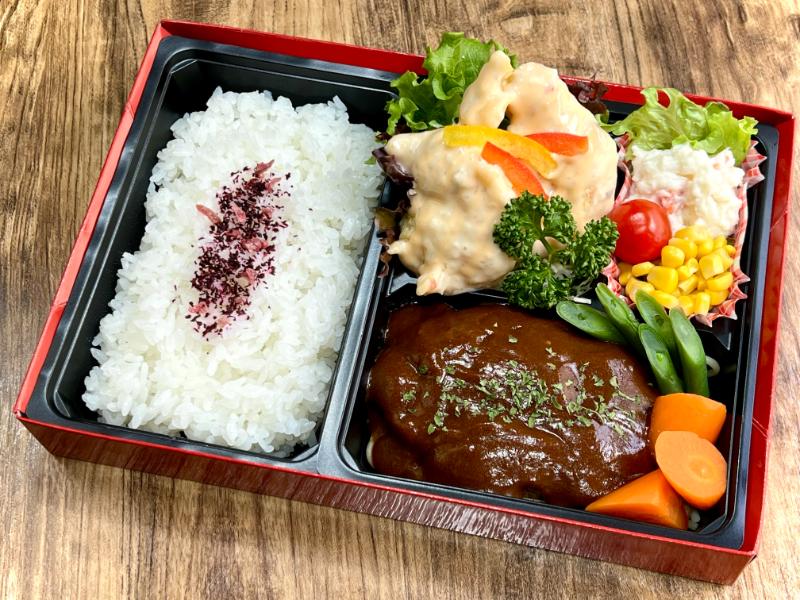 黒毛和牛ハンバーグとエビマヨ