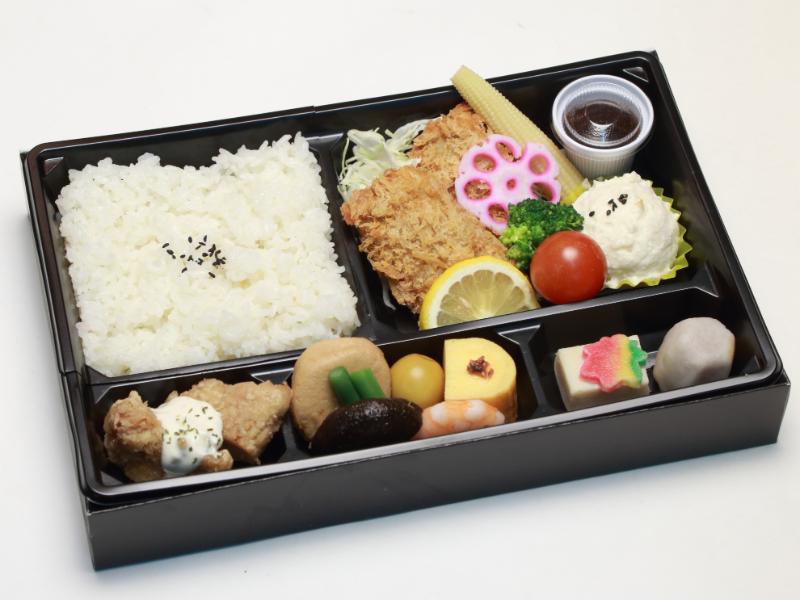 上マグロかつ弁当
