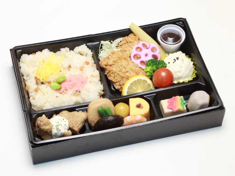 上マグロかつ弁当