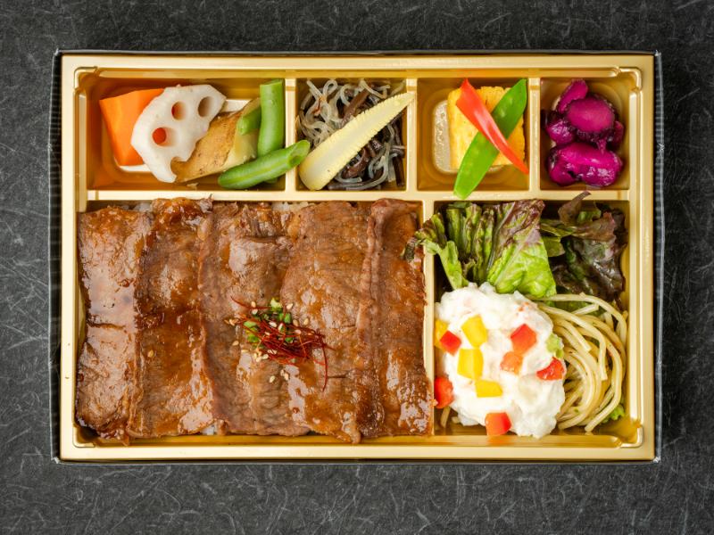 日本3大和牛・神戸ビーフカルビデラックス焼肉弁当