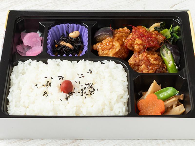 唐揚げゴマ醤油和え弁当