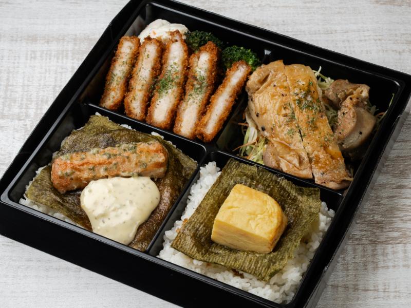 【肉×肉の海苔弁】熟成ロースカツ～芳醇中農ソースかけ～・甘辛照り焼きチキン