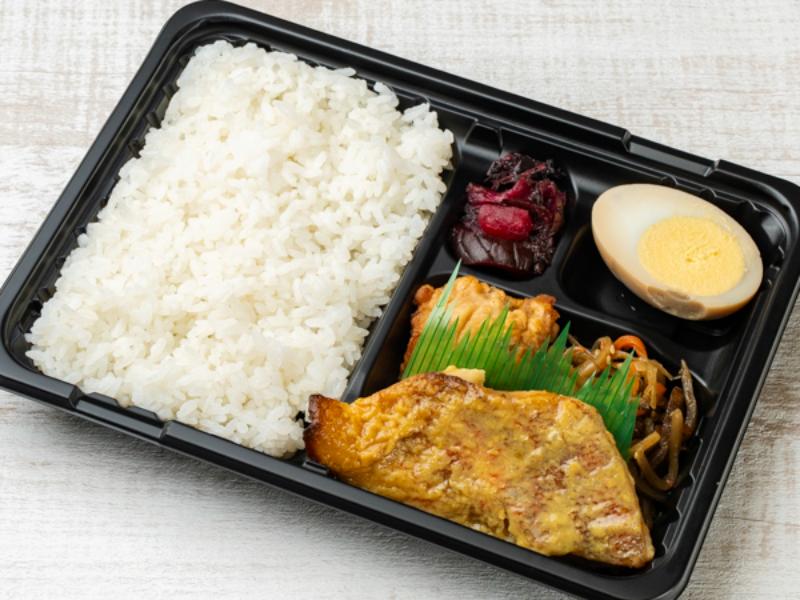 店長が焼いた赤魚西京焼き弁当