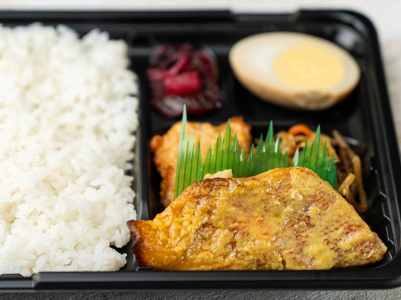 店長が焼いた赤魚西京焼き弁当