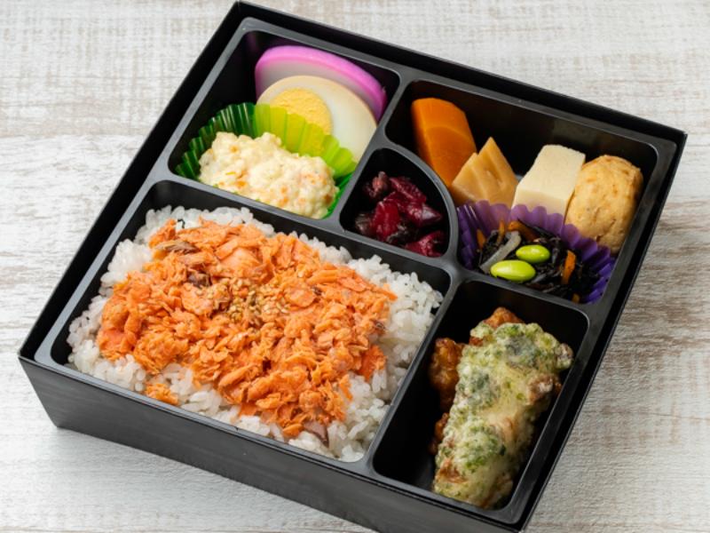 みやび弁当 紅鮭ほぐし