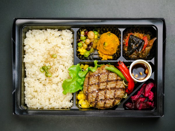 ソースが選べる直火網焼き ステーキハンバーグ