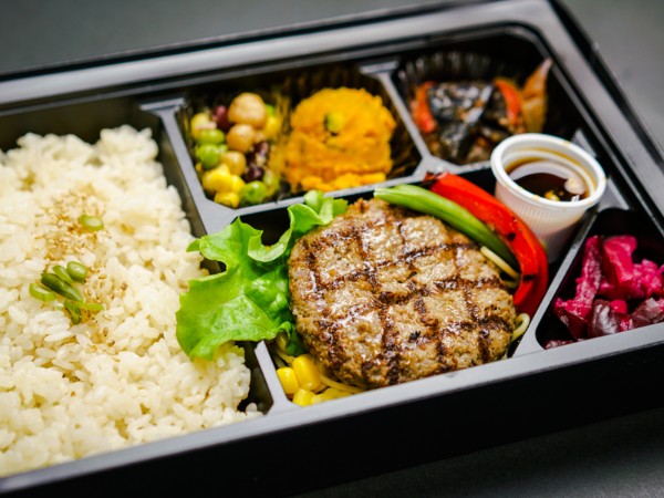 ソースが選べる直火網焼き ステーキハンバーグ