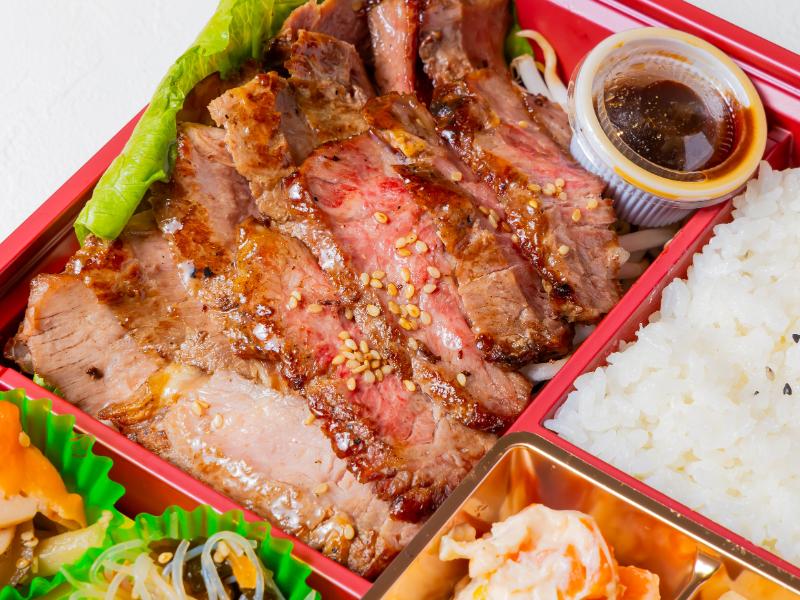 ステーキ焼肉亭白ごはんとステーキ御膳
